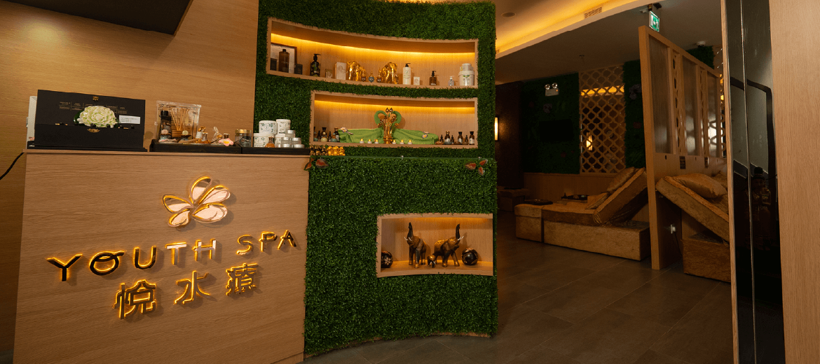 Aromatherapy Essential Oil Body Massage